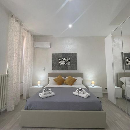 La Casa Nel Viale Apartment Asti Bagian luar foto