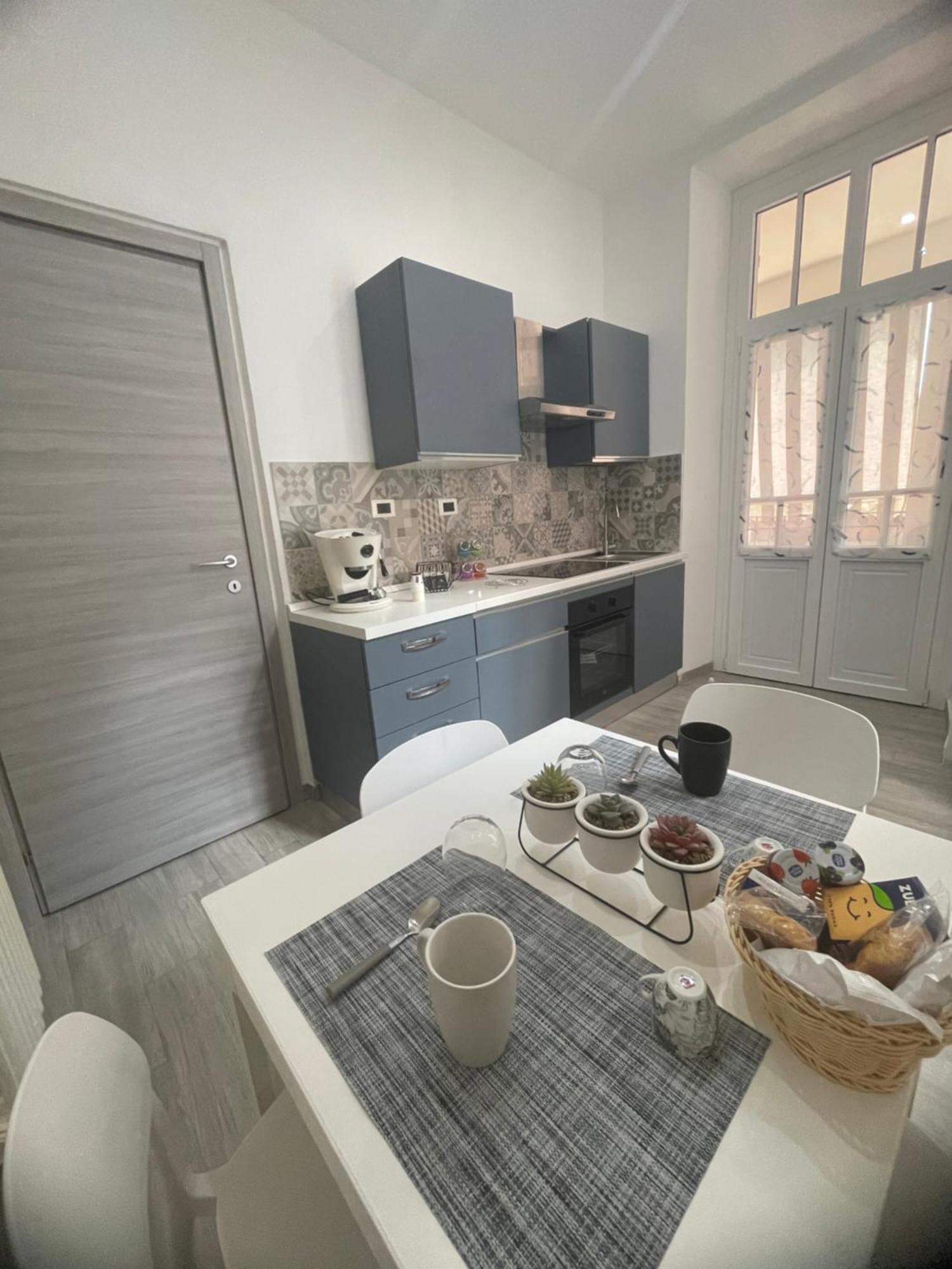 La Casa Nel Viale Apartment Asti Bagian luar foto