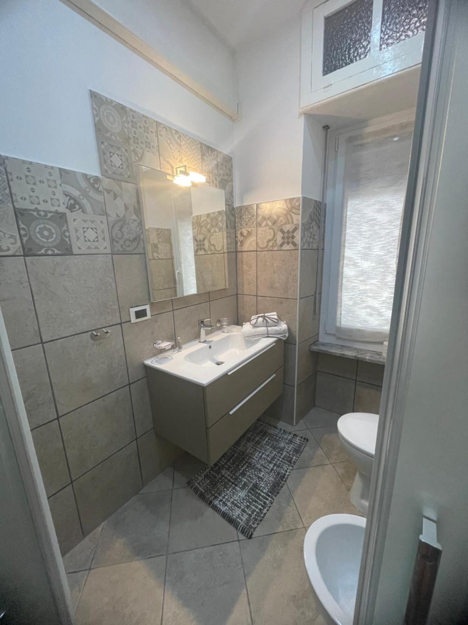 La Casa Nel Viale Apartment Asti Bagian luar foto